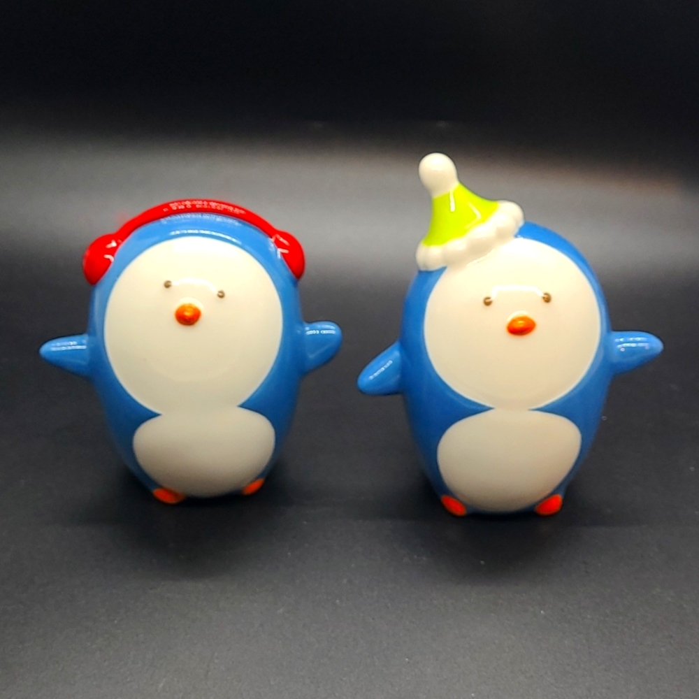 Holiday 08 Be Merry Penguin Salt & Pepper Shaker